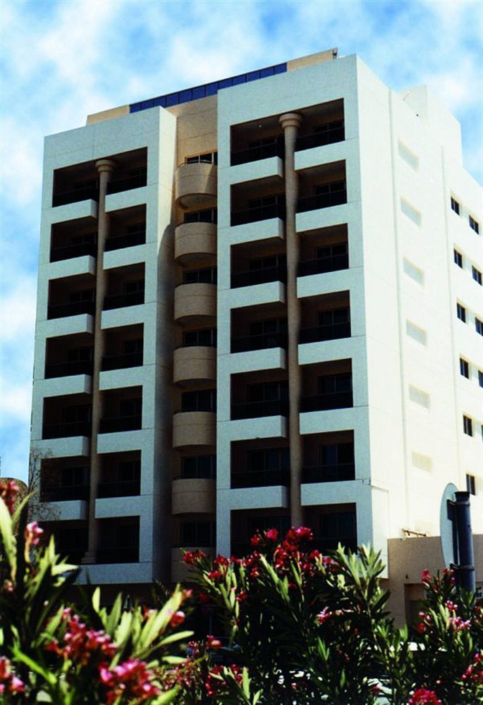 Ramee Hotel Apartments Dubai Exteriör bild